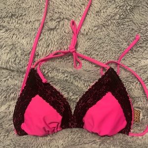 𝒷𝒾𝓀𝒾𝓃𝒾 𝓉𝑜𝓅